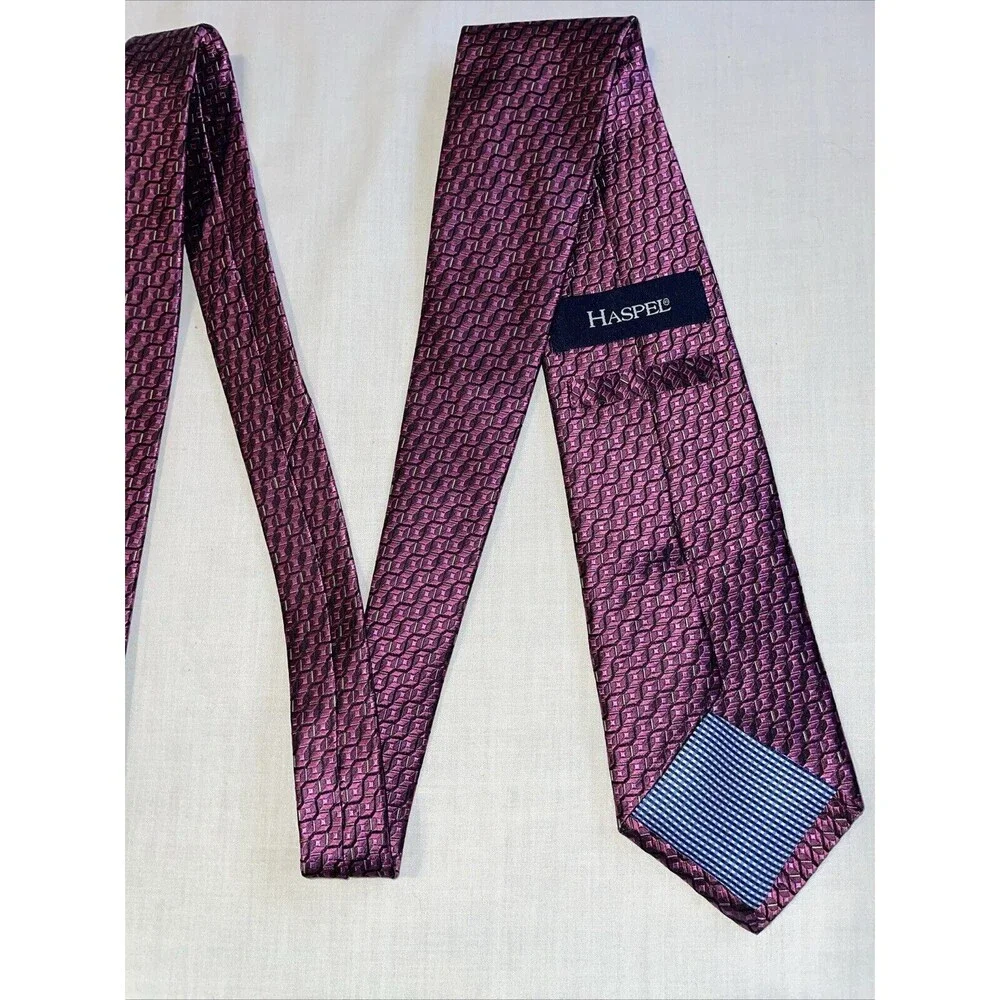 Haspel Men’s Dress Tie Size 56” Purple Geometric Business Formal Wedding City